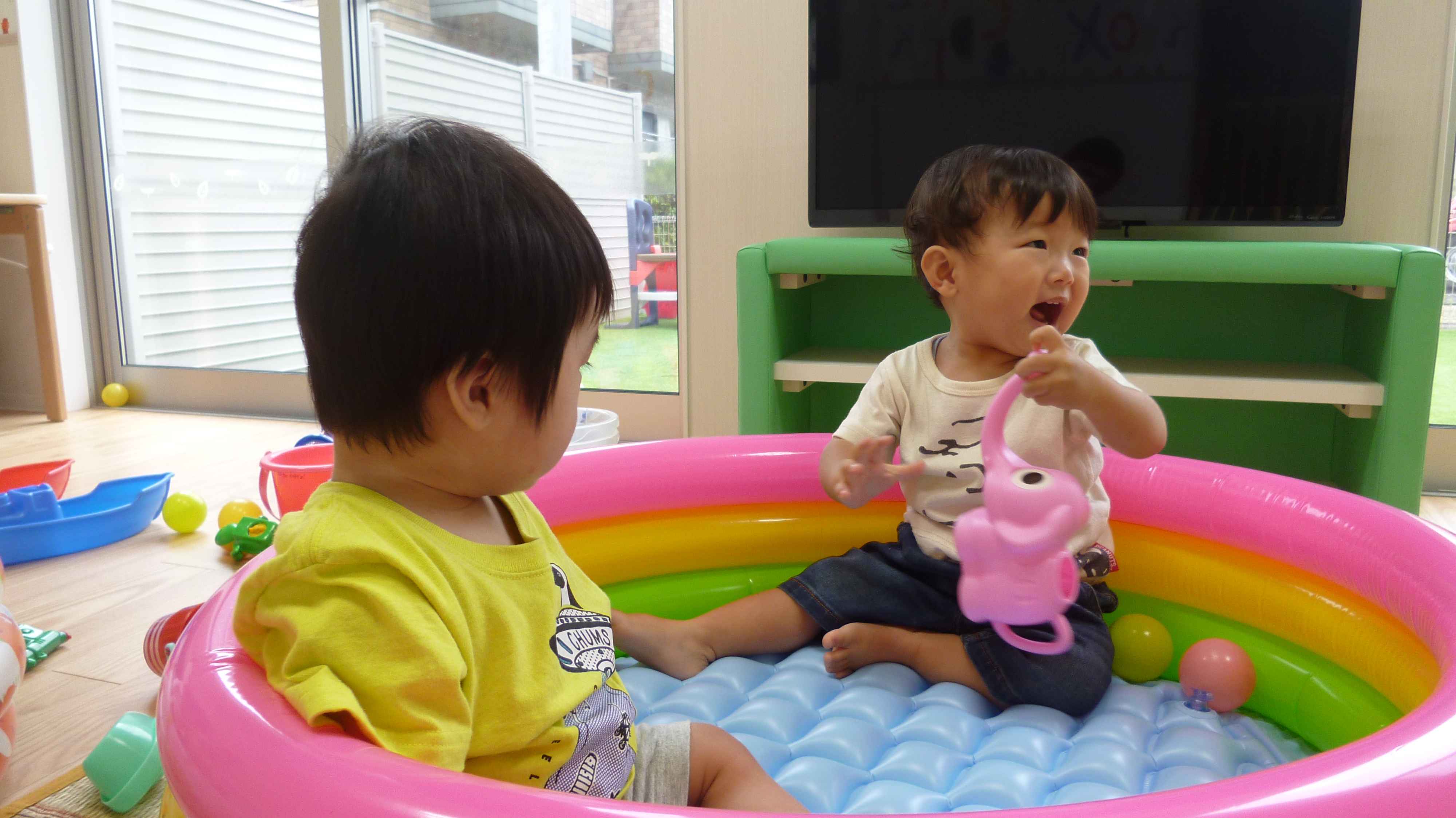 雨の日は、ボールプール(^^♪