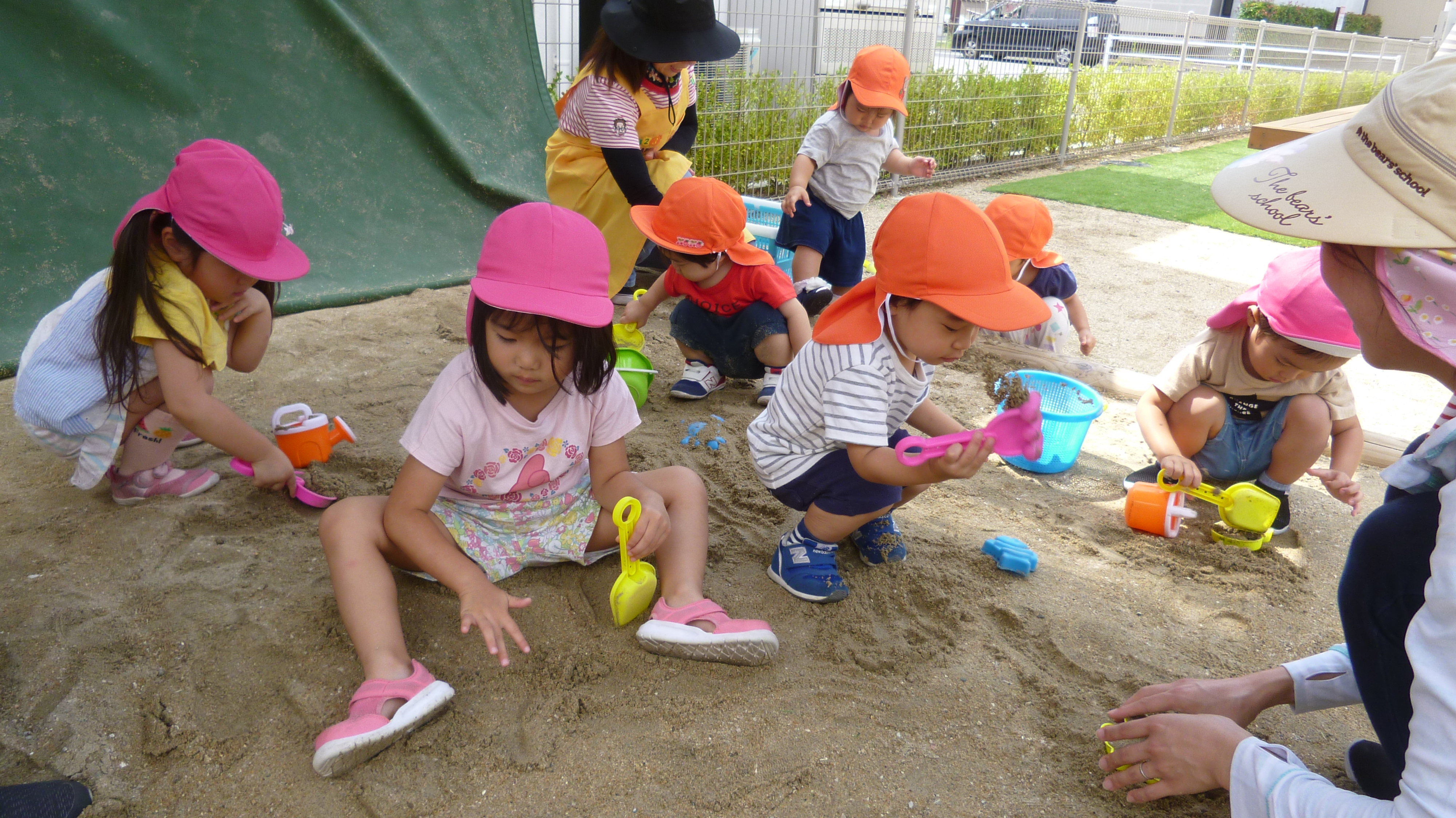 久しぶりに園庭で遊んだよ♪
